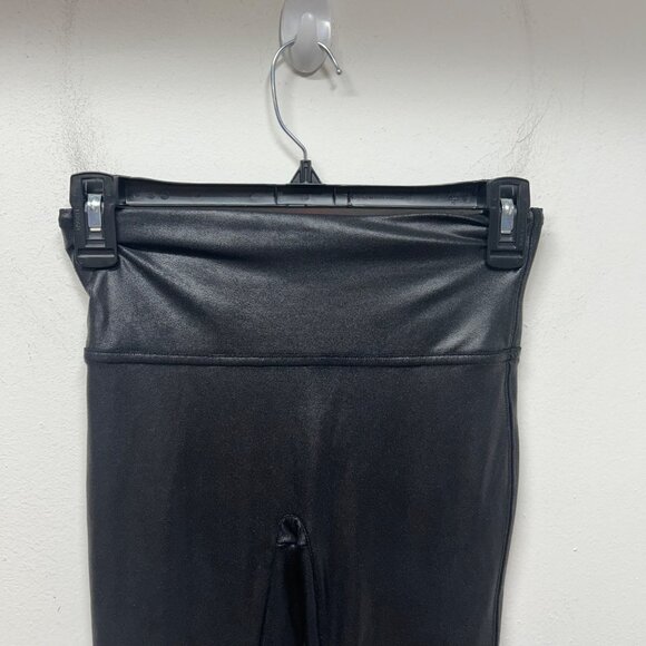 Spanx faux leather pull on pant legging small slimming - Picture 2 of 7